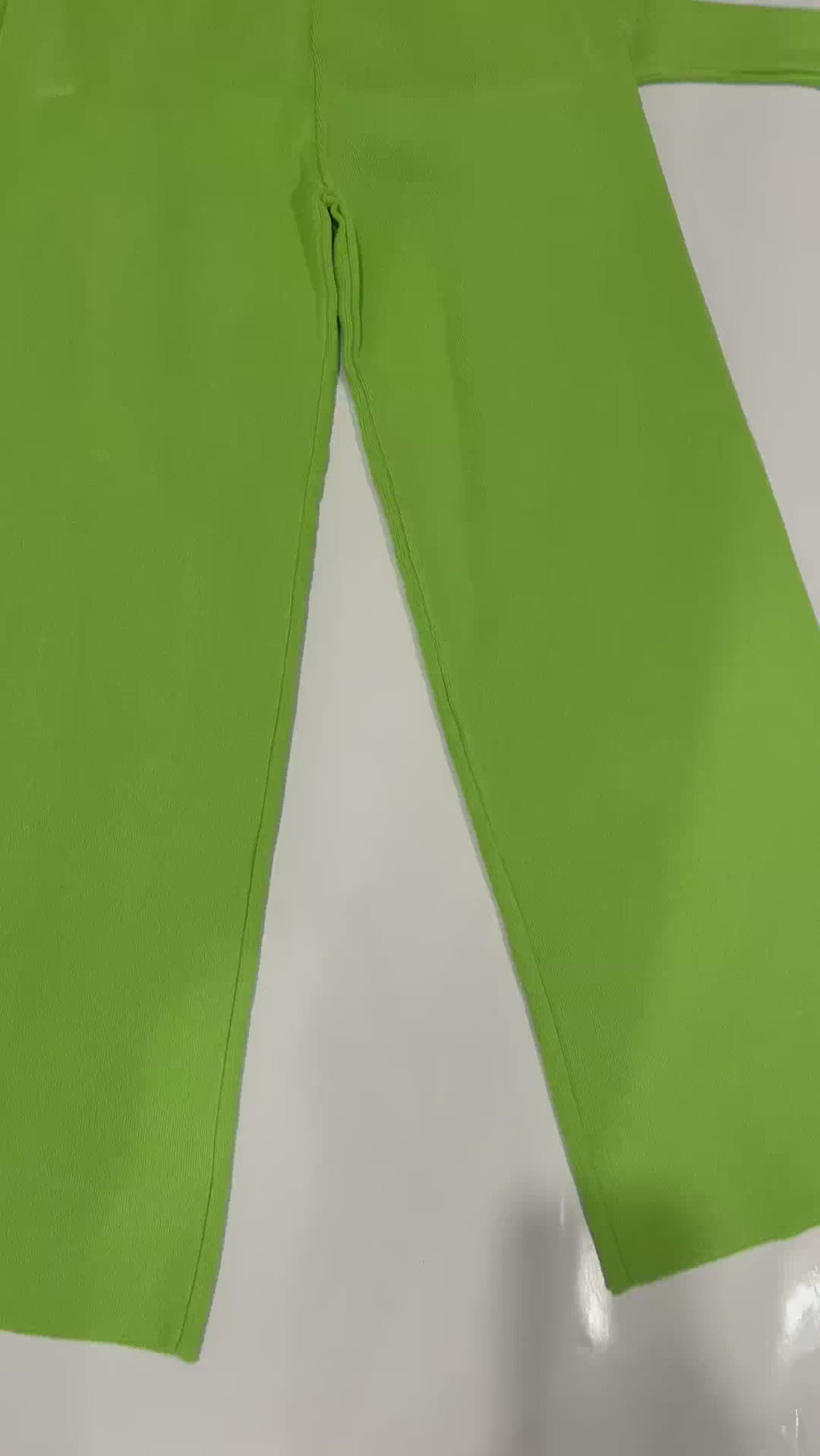 Ensemble pull col roulé tombant over size et palazzo anis